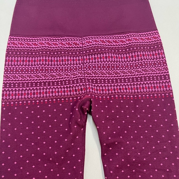Fabletics Fair Isle Holly Seamless Long Sleeve Top High Waist Legging LARGE NWT - Picture 10 of 14